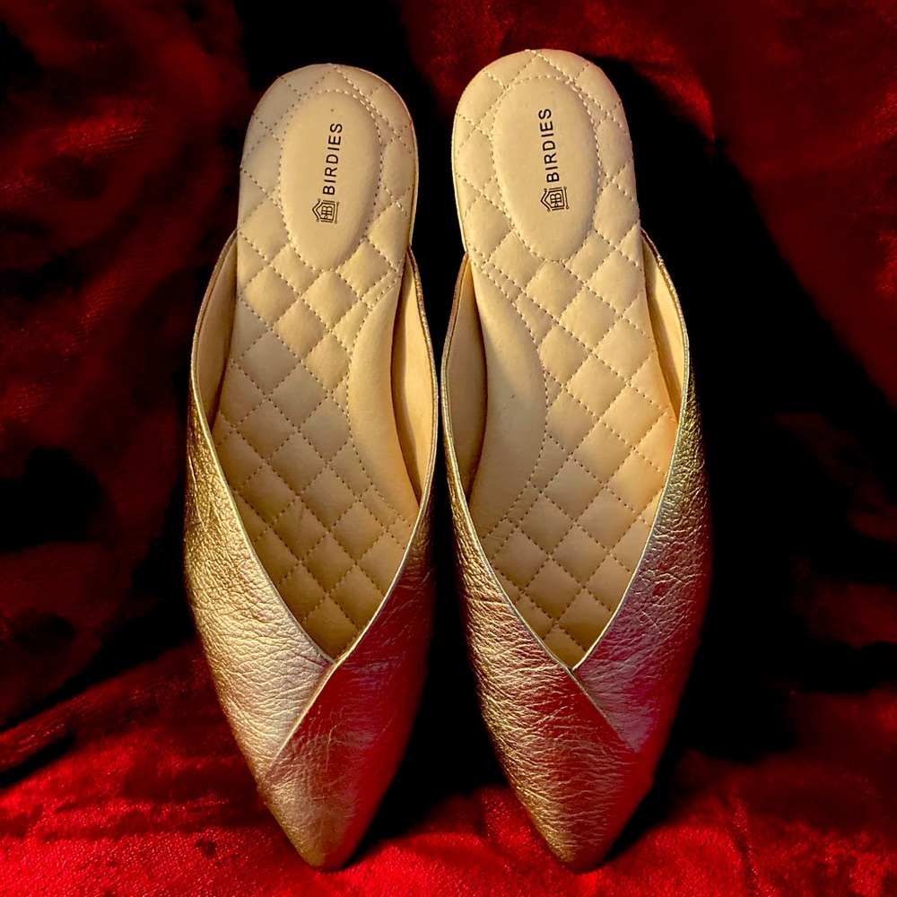 Birdies, the Swan Flats.  Gold.  Size 9.  Worn one time.